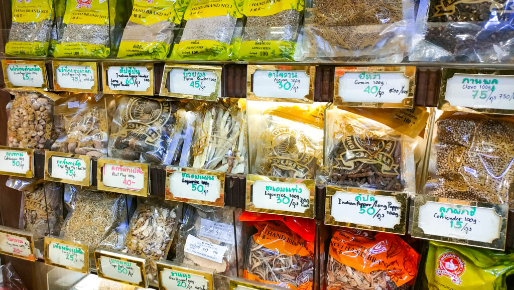 バンコクのチャイナタウンにあるスパイス専門店